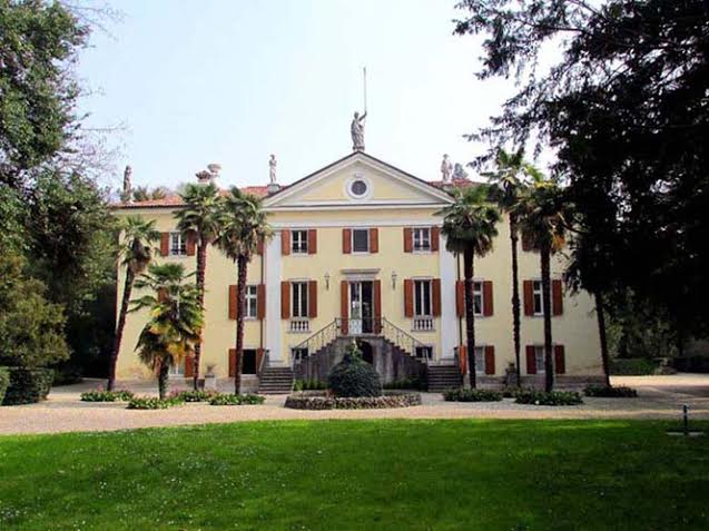 VILLA ELODIA